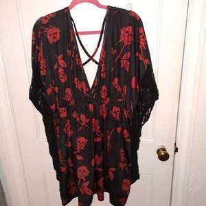 Skull roses top
